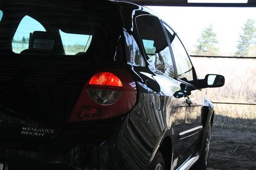Renault Clio RS. Фото с сайта 
